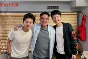 海角社区：封神披风少年的奇幻冒险之旅