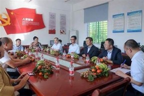 海角社区姐姐：温暖邻里的守护者与快乐的分享者